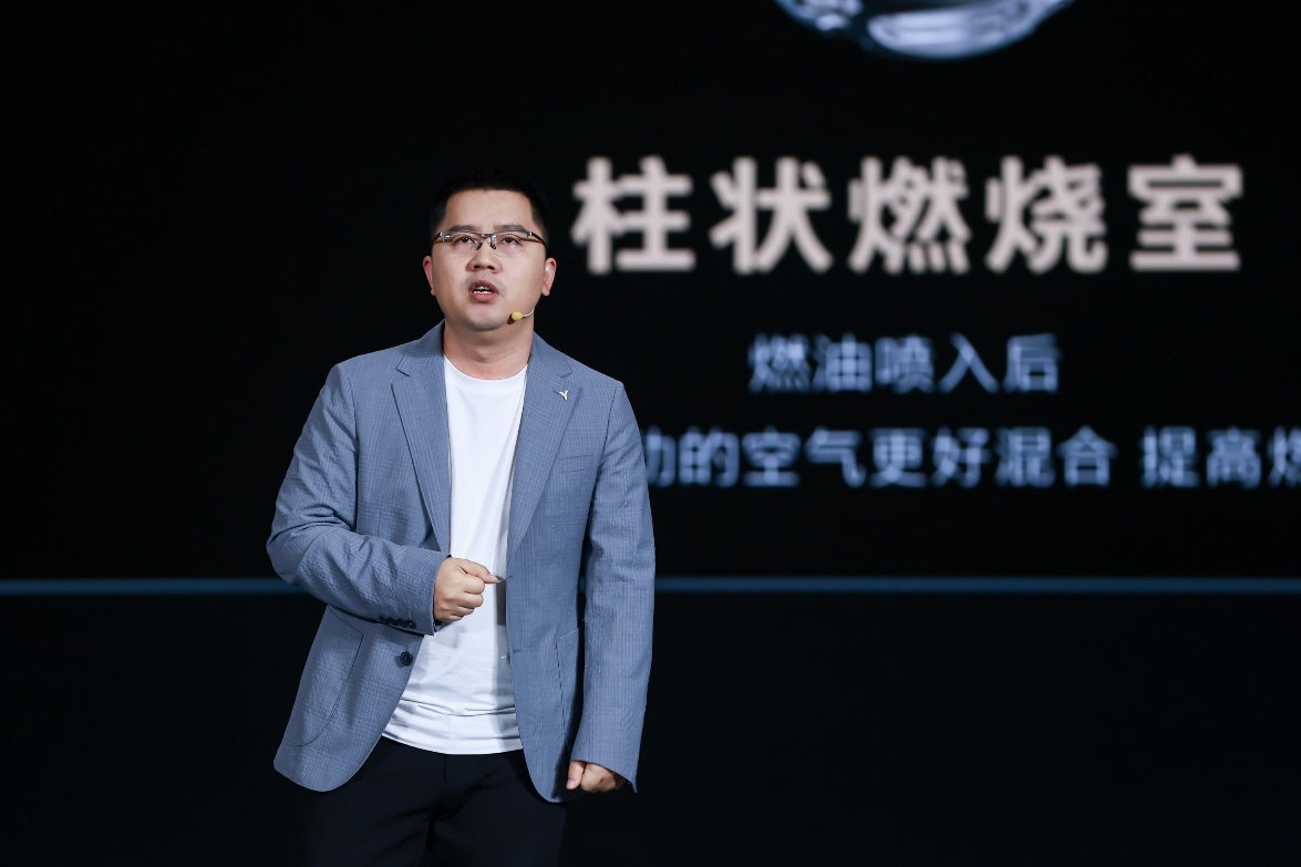 2025款坦克300上市：三种动力齐发1998万元起(图7)