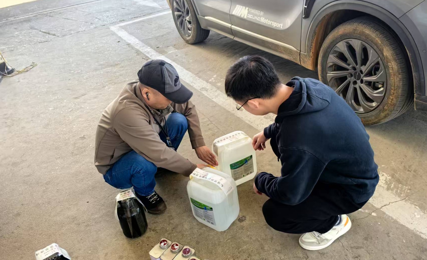 市质检所开展车用尿素市场抽查专项行动(图1)