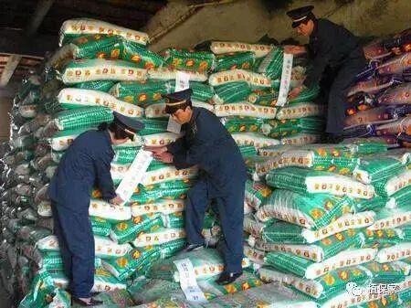 “假肥料”坑农事件频发：农民如何练就火眼金睛辨别肥料真伪？(图2)