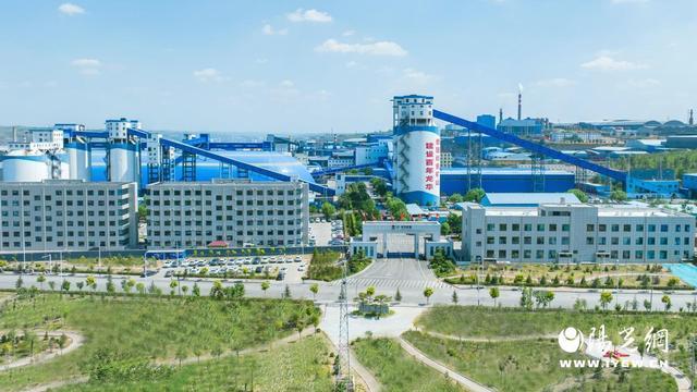 奋进新征程·共筑百年梦——《逐梦龙华》新书发布会在陕西神木盛大启幕(图3)