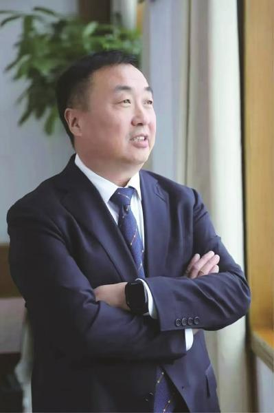 “智造”赋能实业创新引领发展——河南省人大代表张庆金奋力书写数智化转型新篇章(图1)